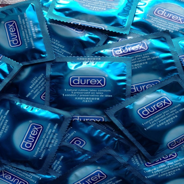 Durex Confidence Condoms 56mm Width 12s